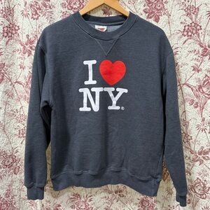 I ❤️ NY Official Licensed Sweatshirt Gray Crewneck Women’s Medium